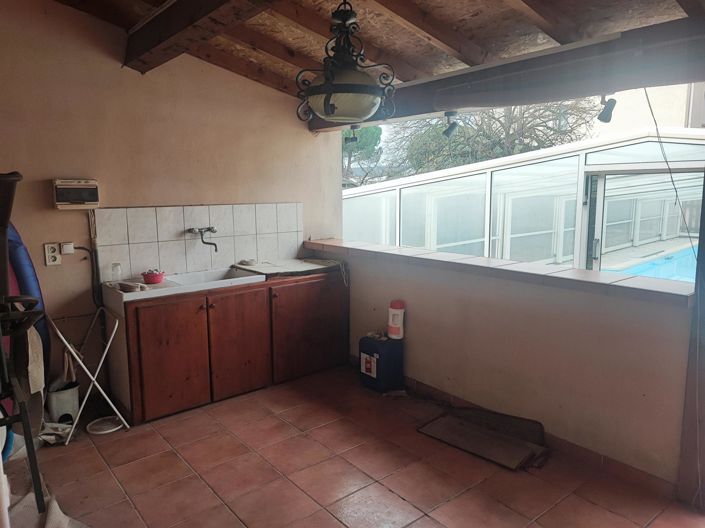 Image No.21-5 Bed House for sale