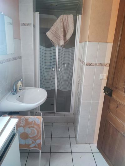 Image No.34-5 Bed House for sale