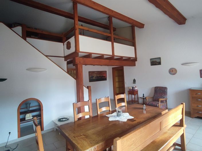 Image No.38-5 Bed House for sale