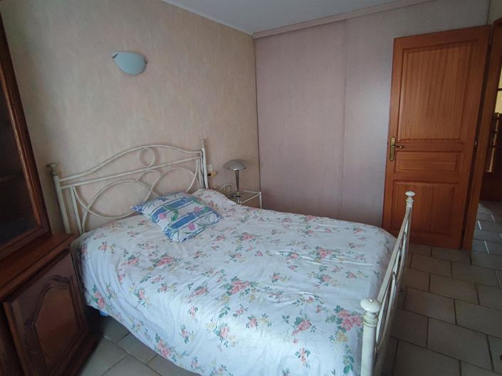 Image No.43-5 Bed House for sale