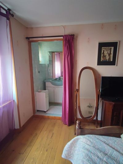 Image No.46-5 Bed House for sale