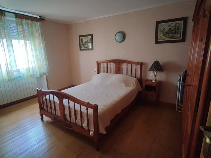 Image No.52-5 Bed House for sale