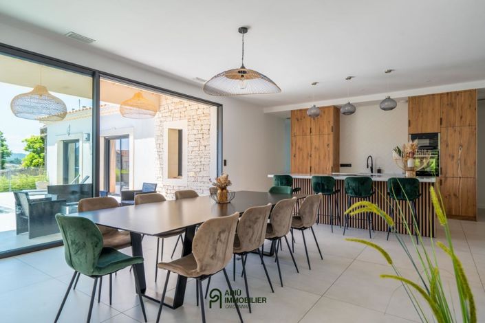 Image No.6-4 Bed House for sale