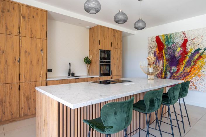 Image No.7-4 Bed House for sale