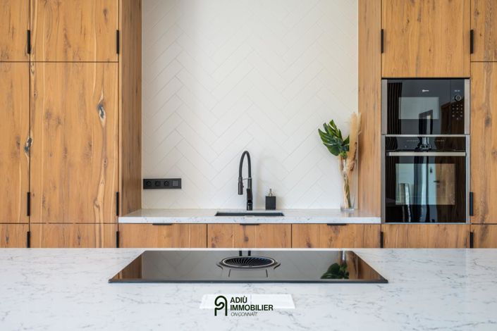 Image No.8-4 Bed House for sale