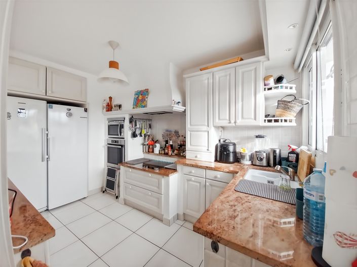 Image No.6-3 Bed House for sale