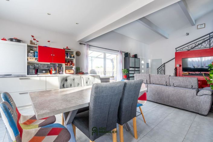 Image No.5-Maison de 2 chambres à vendre à Uzès