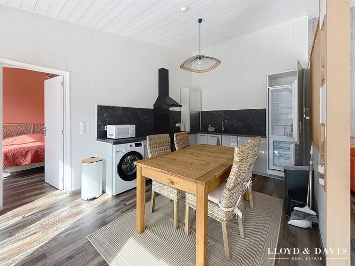 Image No.27-4 Bed House for sale