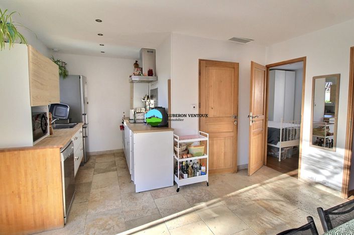 Image No.17-5 Bed House for sale