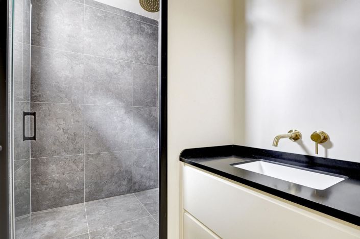 Image No.8-3 Bed Apartment for sale