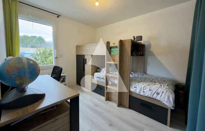 Image No.9-2 Bed House for sale