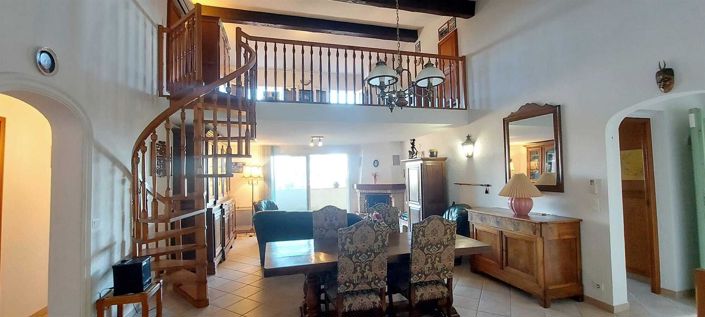 Image No.10-4 Bed House for sale