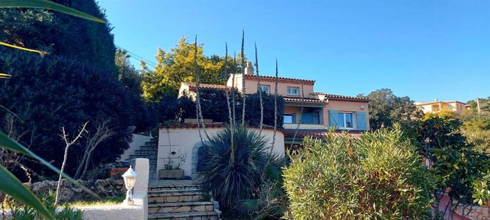 Image No.27-4 Bed House for sale