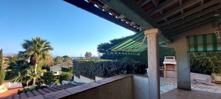 Image No.6-4 Bed House for sale