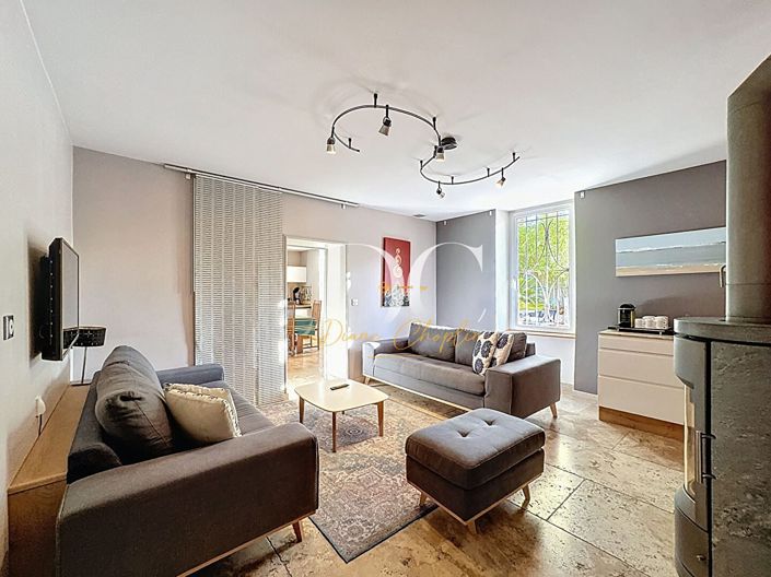 Image No.6-3 Bed House for sale