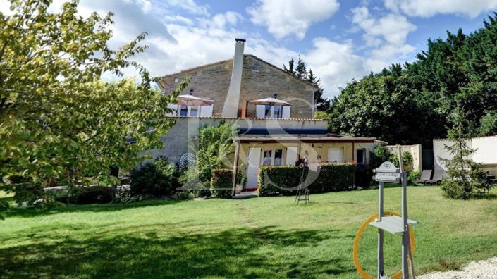 Image No.4-8 Bed House for sale