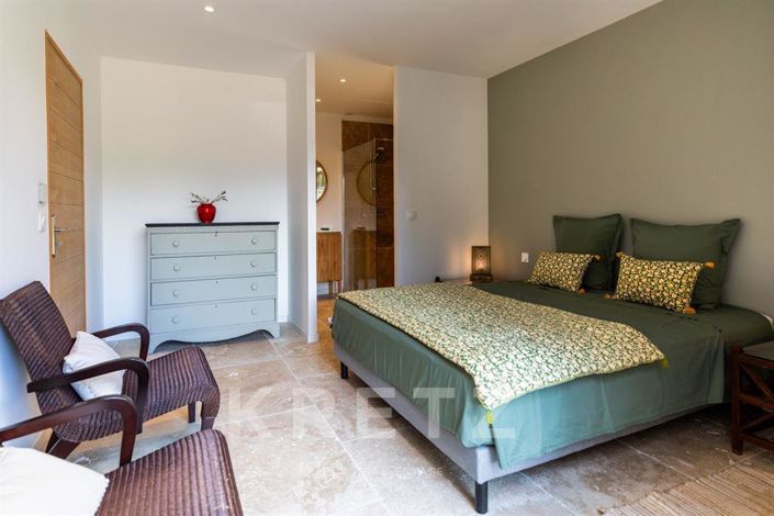 Image No.11-4 Bed House for sale