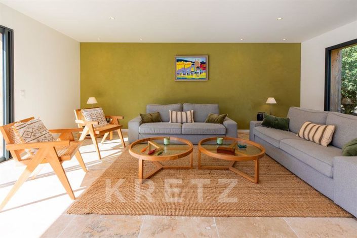 Image No.4-4 Bed House for sale