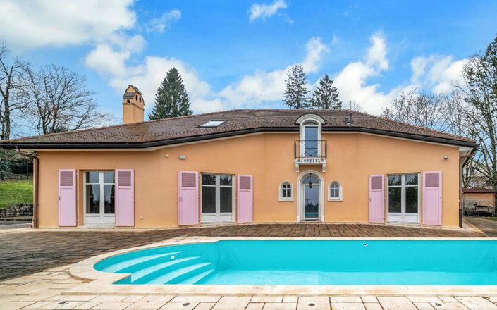 Image No.2-5 Bed House for sale