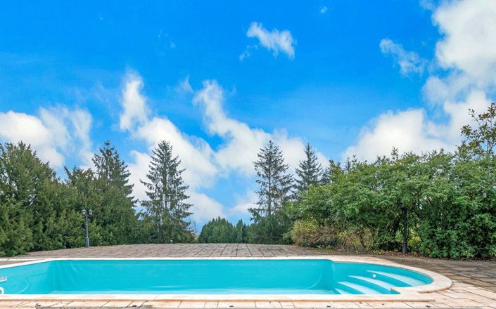 Image No.4-5 Bed House for sale