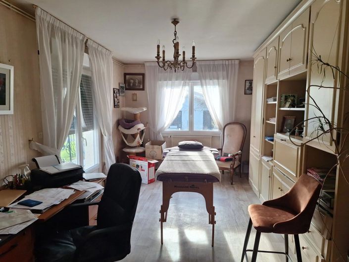 Image No.2-3 Bed House for sale