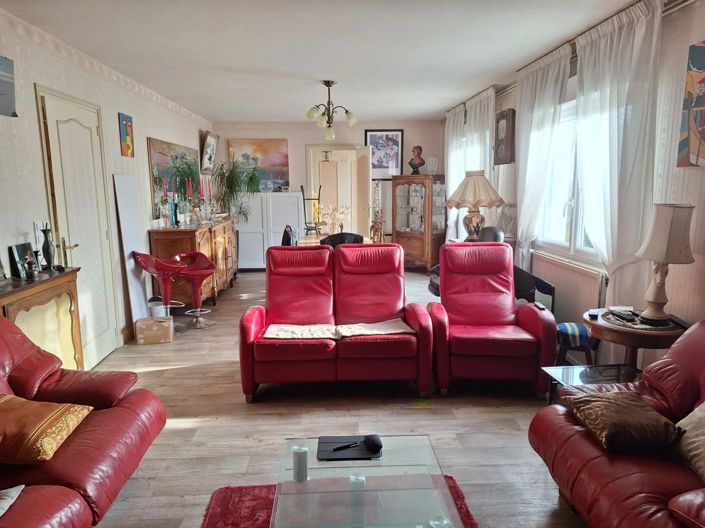 Image No.4-3 Bed House for sale