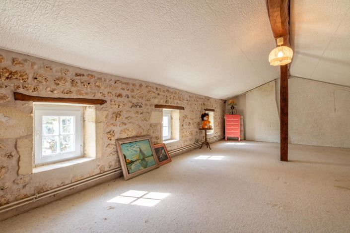 Image No.7-4 Bed House for sale