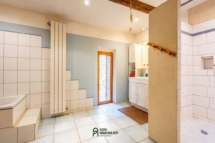 Image No.12-3 Bed House for sale