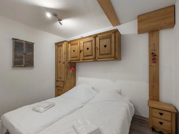 Image No.12-5 Bed Apartment for sale