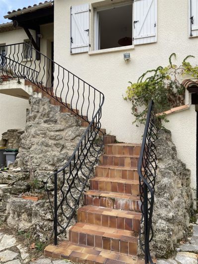 Image No.19-3 Bed Apartment for sale