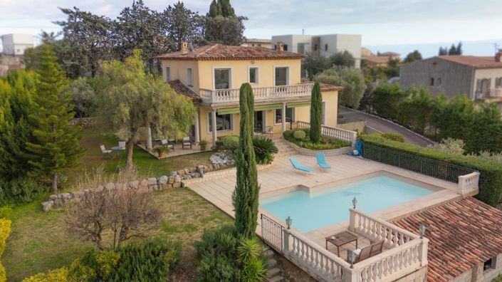 Image No.20-4 Bed House for sale