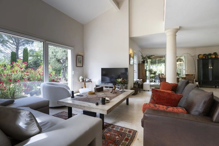 Image No.6-4 Bed House for sale