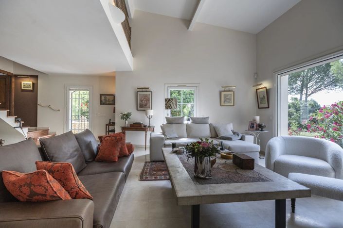 Image No.7-4 Bed House for sale