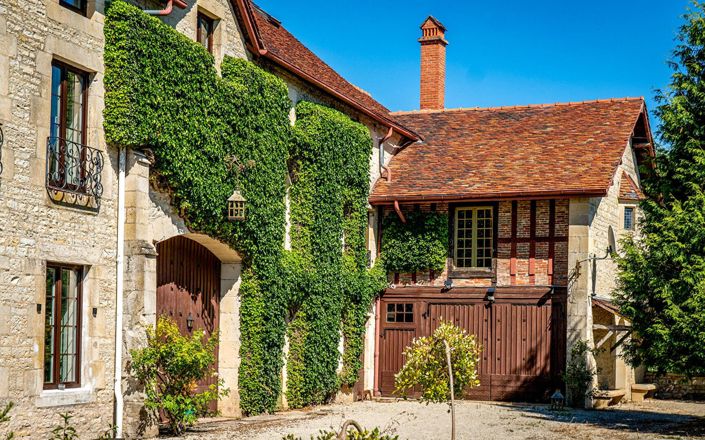 Image No.4-20 Bed Property for sale