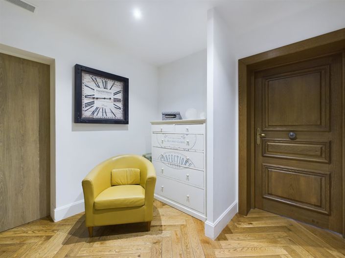 Image No.10-Appartement de 4 chambres à vendre à Saint-Florent