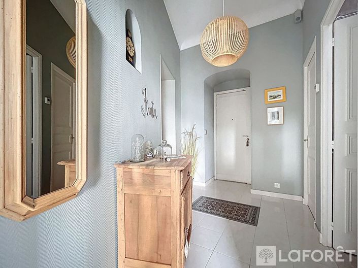 Image No.17-1 Bed Apartment for sale