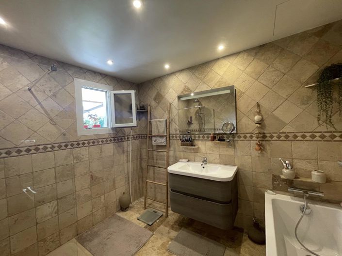 Image No.20-Maison de 3 chambres à vendre à Figanières