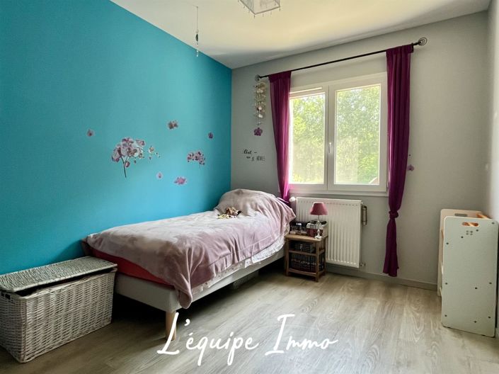 Image No.11-3 Bed House for sale