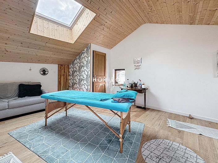 Image No.21-5 Bed Property for sale