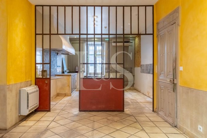 Image No.9-10 Bed House for sale