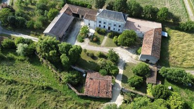 1 - Saint-Jean-d'Angély, Maison