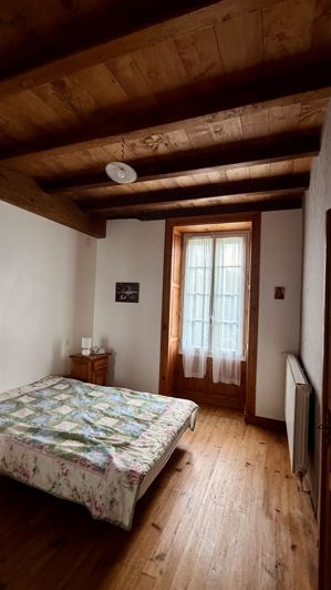 Image No.9-Maison de 6 chambres à vendre à Saint-Jean-d'Angély