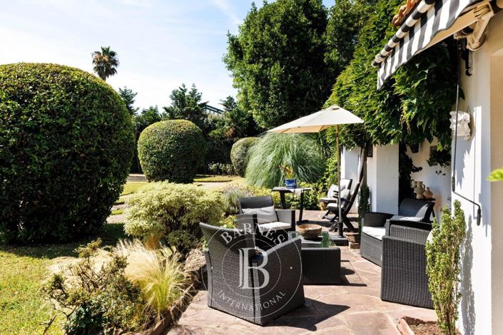 Image No.16-5 Bed House for sale