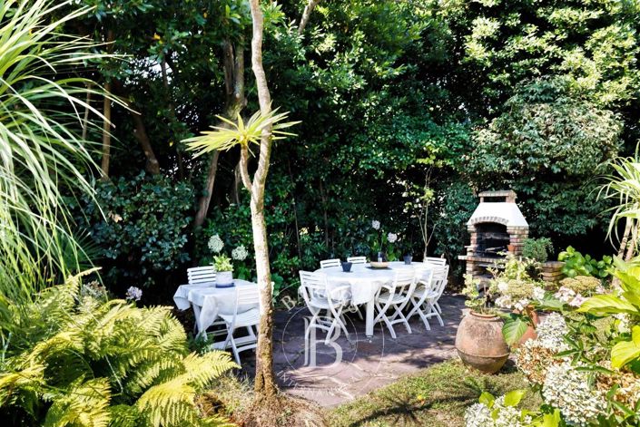 Image No.18-5 Bed House for sale