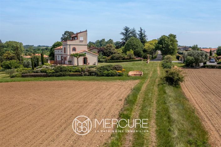 Image No.8-5 Bed House for sale