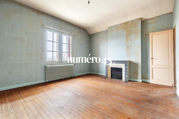 Image No.13-4 Bed House for sale