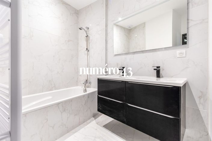 Image No.16-3 Bed Property for sale