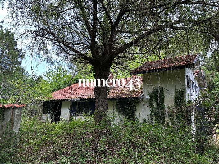 Image No.2-4 Bed House for sale