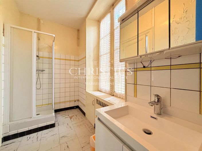 Image No.20-10 Bed House for sale