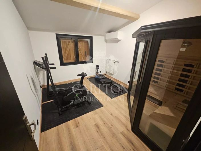 Image No.17-4 Bed House for sale